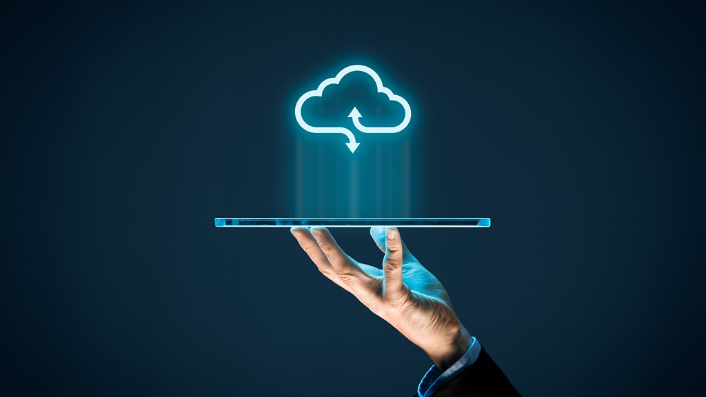 Ken Pomella Navigating Cloud Computing: Best Practices for SMEs in 2024 blog image